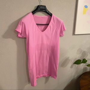 Lululemon short Sleeve exercise top
